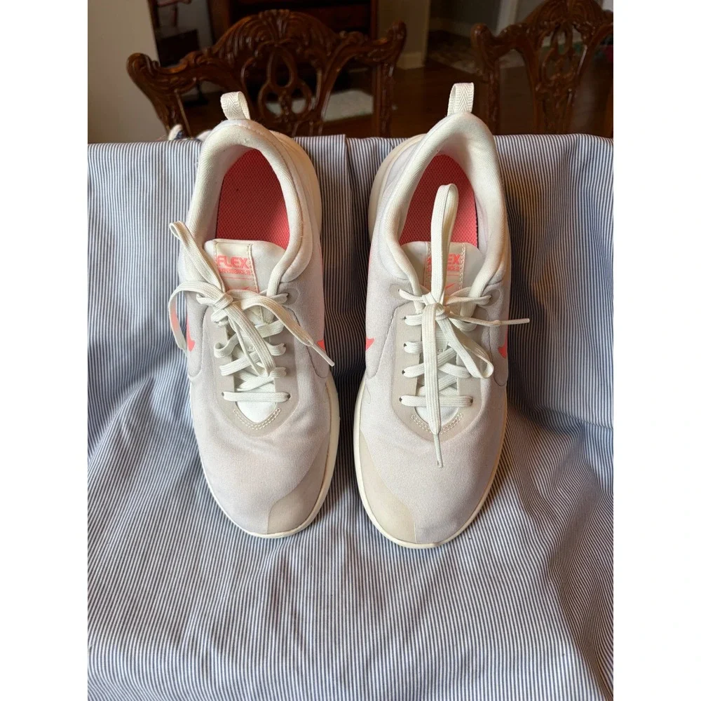 Nike Flex Experience RN 8 Womens 9.5 White Wolf Grey Crimson AJ5908-102
